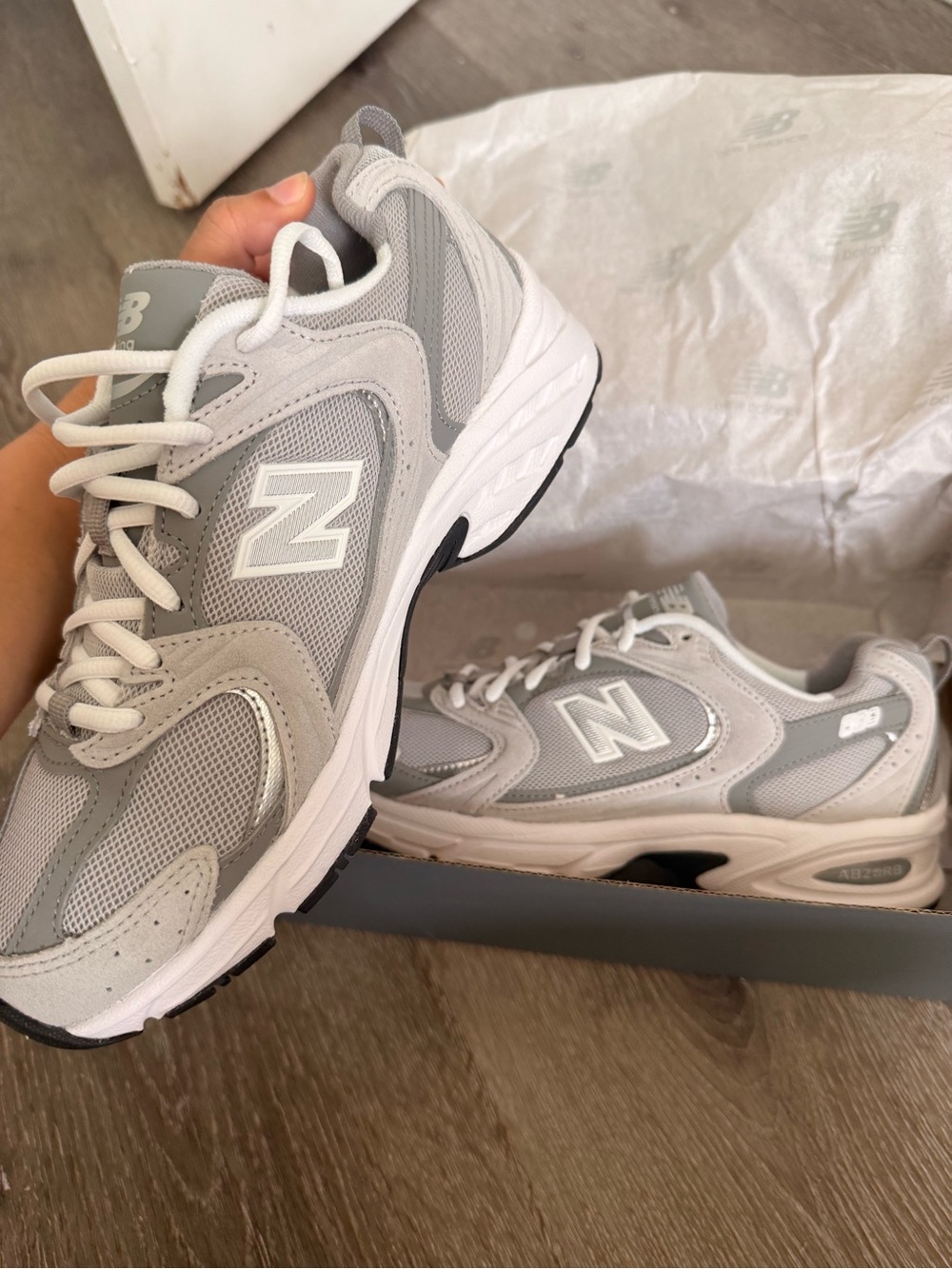 New Balance 530 Light Gray and White Athletic Sneakers - Picture 3 of 5